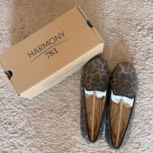 Giraffe Print Loafer- 9